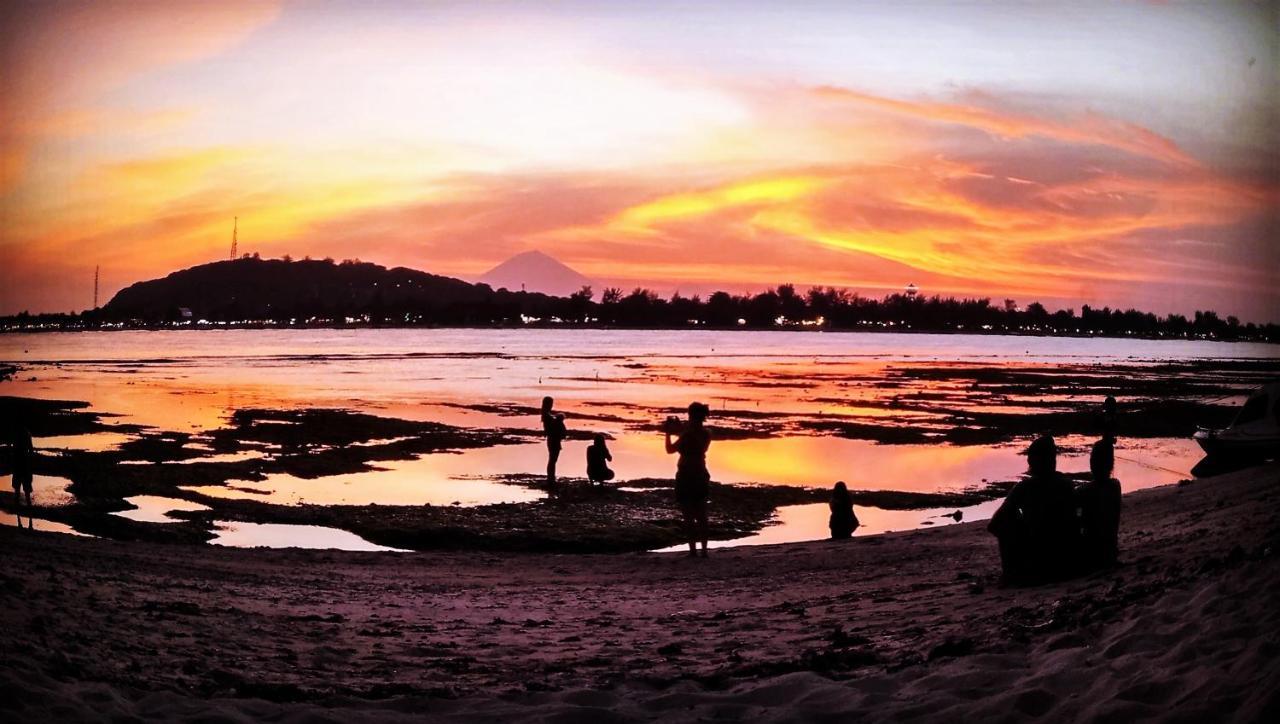 Meno Charm Hotel Gili Meno Eksteriør billede